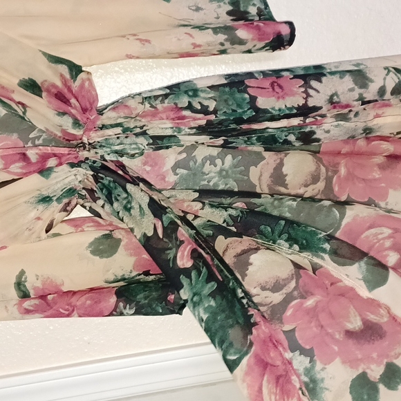 Kimono - Picture 5 of 10